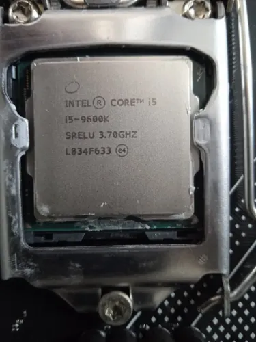 Processador gamer Intel Core i5-9600K 3.7GHZ 