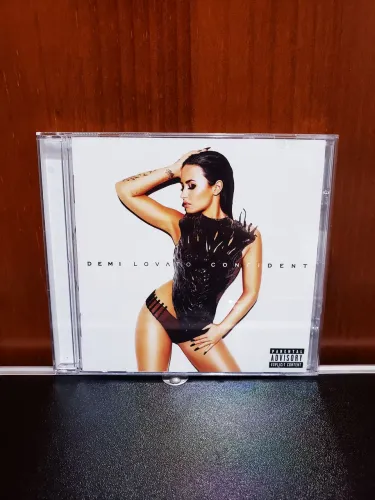 Cd Demi Lovato Confident