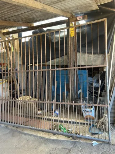 Portão de garagem de ferro 