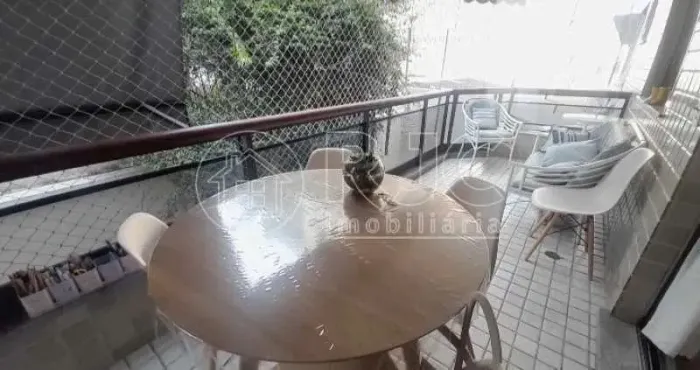 Apartamento : Padrão / Residencial / Vila Isabel