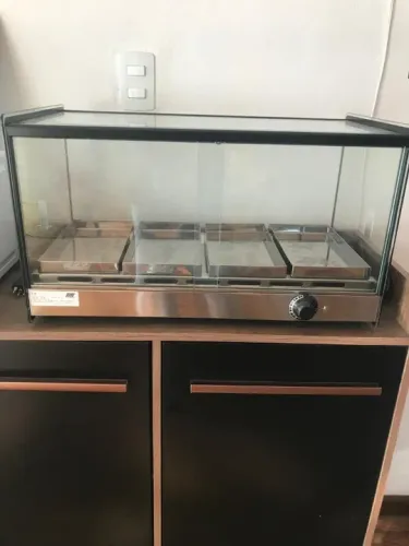 ESTUFA VITRINE TITÃ PARA SALGADOS 04 BANDEJAS - 250WATTS 220V