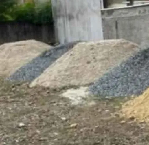 Areia e pedra em promoção
