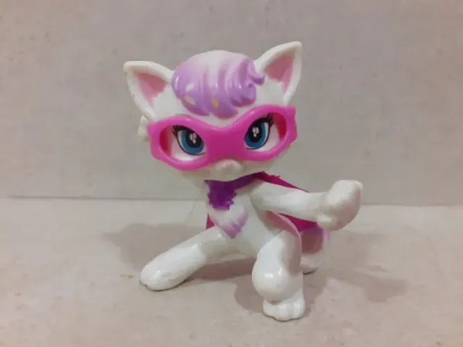 Gata Barbie Super Princesa bichinhos