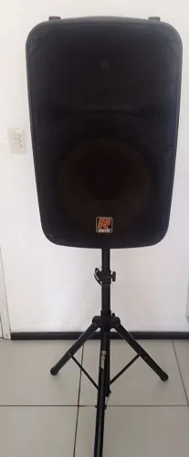 Caixa Staner SR-315A Com pedestal e controle remoto