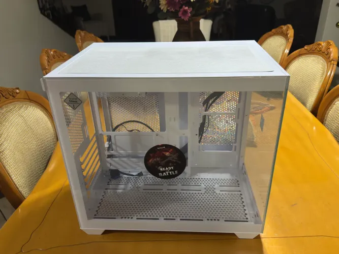 Gabinete Gamer Redragon Wideload Pro - Mid Tower, USB 3.0+2.0, Aquário, Vidro Panorâmico