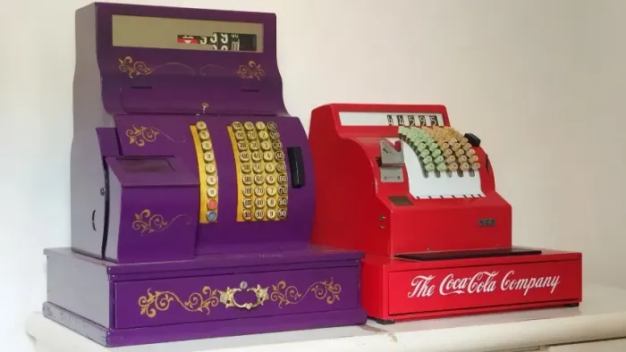 Máquina registradora antiga estilo nubank