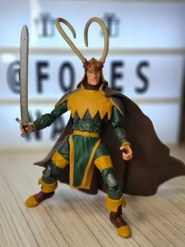 Marvel Legends Loki