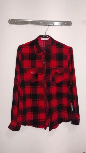Camisa xadrez vermelha