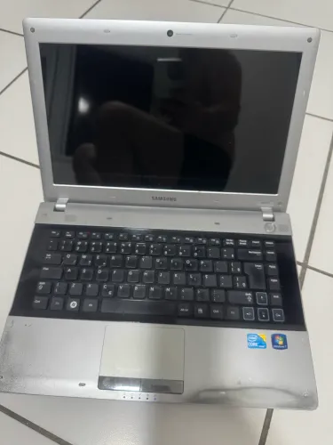 Notebook Samsung RV411 - R$ 400,00
