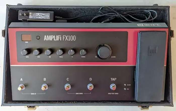 Pedaleira guitarra line 6 amplifi fx100 top