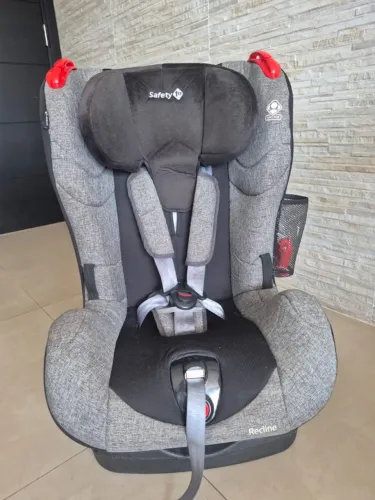 Cadeirinha de bebê para auto Safety 1st