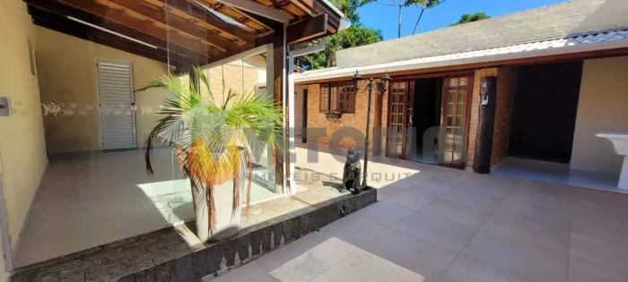 Casa com 3 dormitórios à venda, 170 m² por R$ 950.000,00 - Martim de Sá - Caraguatatuba/SP