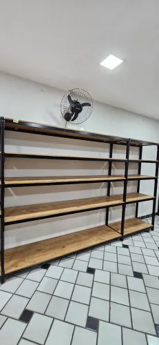 Estantes modulares de aço e prateleiras MDF com 12m em 2 módulos (7m + 5m)