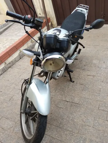 SUZUKI YES 125, 2009