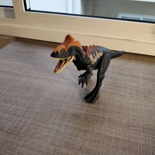 Mattel Jurassic World Cryolophosaurus 