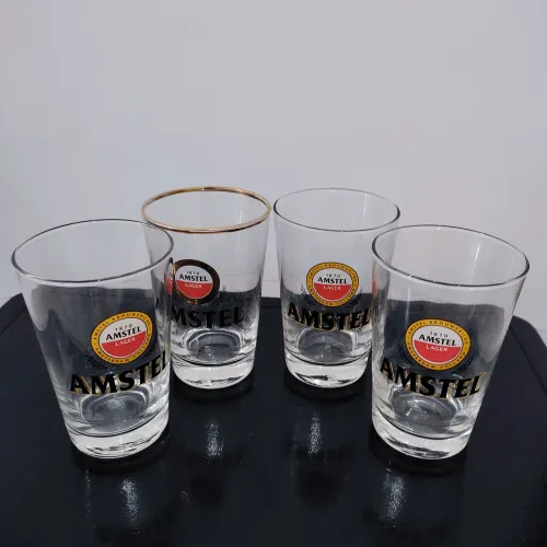 Kit com 4 copos de cerveja