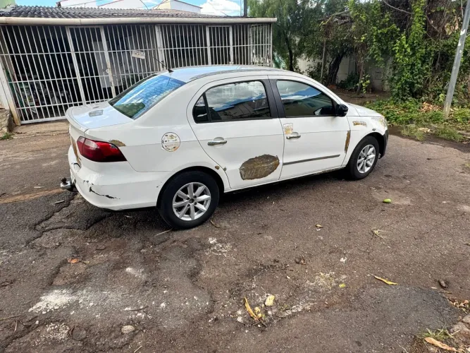 Volkswagen Voyage Selecao 1.6 Total Flex 8V 4P 2014