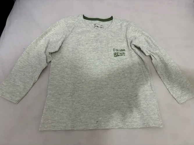 Conjunto tamanho 4 anos novo