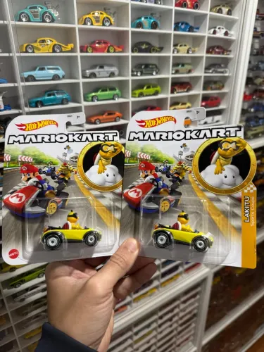 Carrinho Hot Wheels Mario Kart Lakitu Sports Coupe