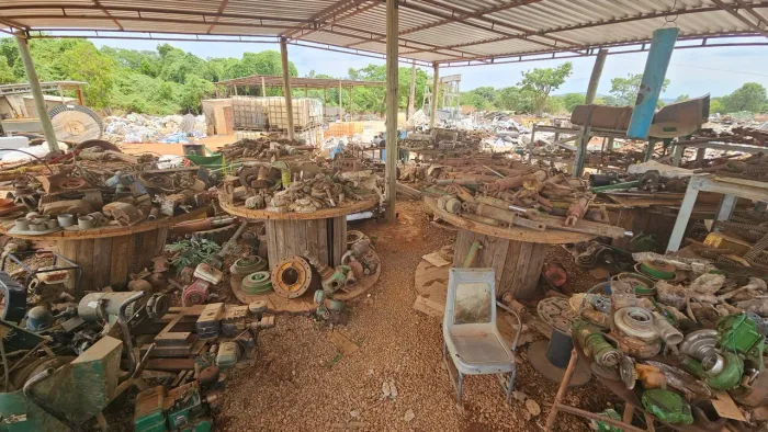 Peças e maquinarios agrícolas 