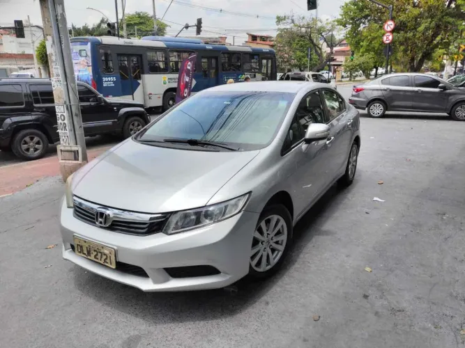 Honda Civic Sedan LXS 1.8/1.8 Flex 16V Mec. 4P 2012