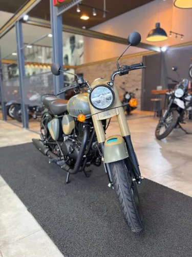 Classic 350 - Command Sand - Emplacamento + 2º Primeiras revisões de cortesia!