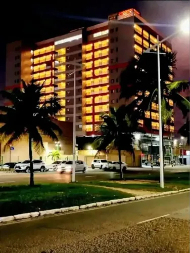 Cód. 105 Armação Studio 1/4 com Varanda Andar Alto