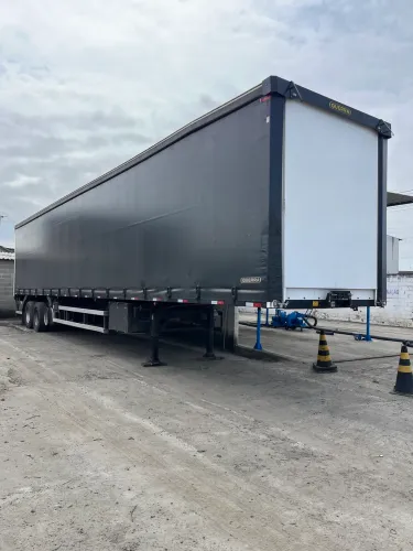 Carreta Bau Sider Guerra