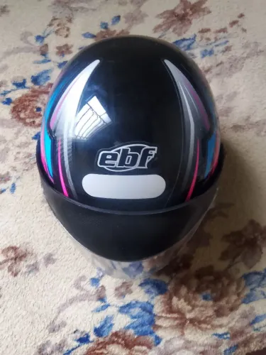 Capacete fechado