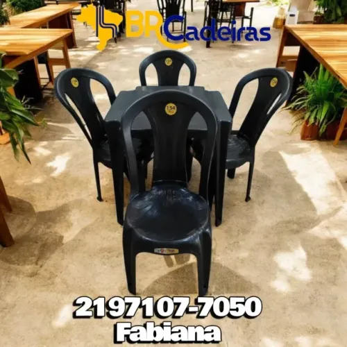 Conjunto de mesa e cadeiras Top Mil