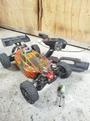 Automodelo Buggy 1/8