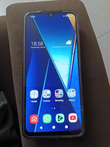 Smartphone POCO C71 128GB *tela trincada*