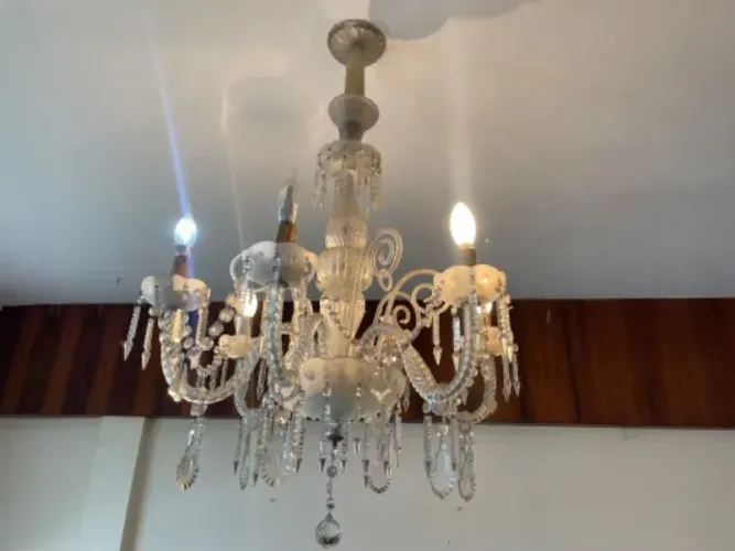 Lustre antigo de cristal