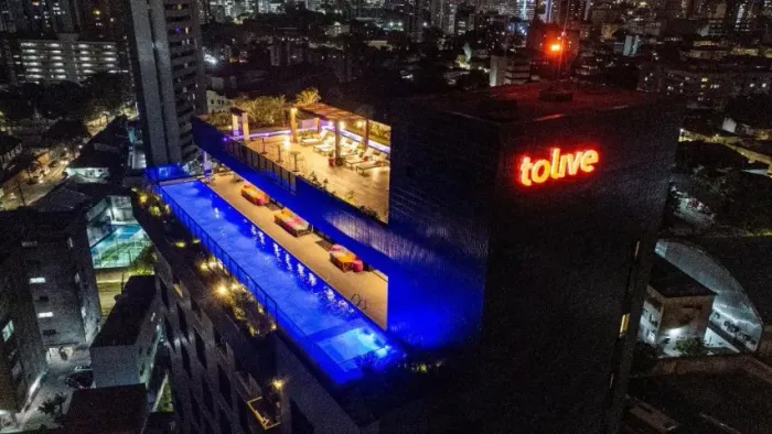 Studio TOLIVE One Alto Padrão 22m2 mobiliado - Ilha do Leite