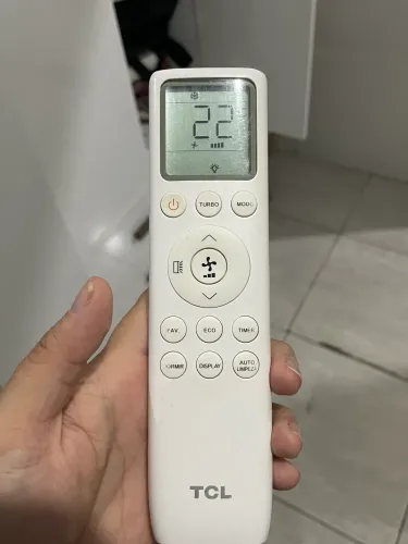 Vendo ar condicionado semi novo