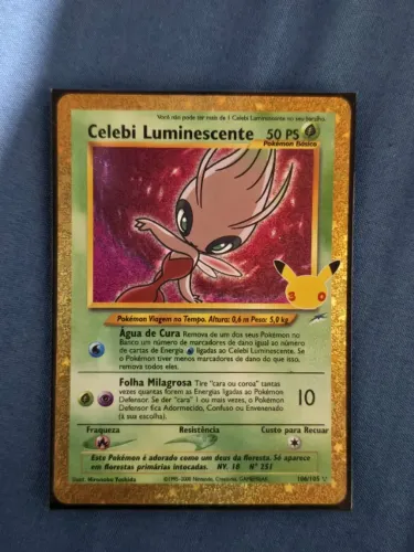 Carta de Pokemon 30 anos Celebi Luminescente