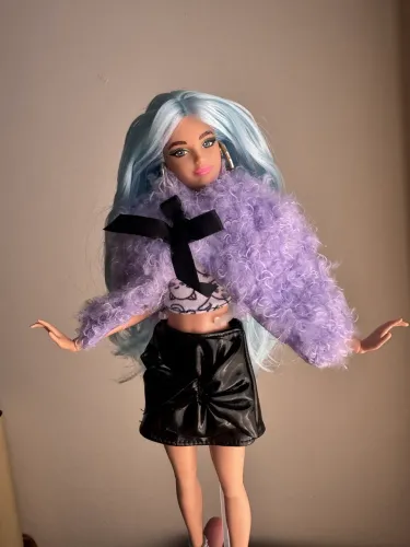 Barbie extra deluxe