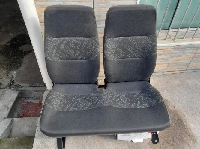Banco pra caminhão