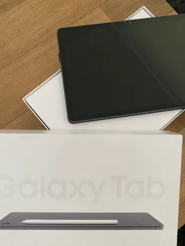 Samsung Galaxy Tab S10 Lite 128GB - praticamente novo