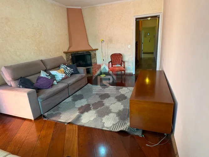 Sobrado à venda no bairro Vila Scarpelli - Santo André/SP