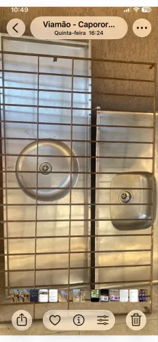 Grade janela e duas pias de inox