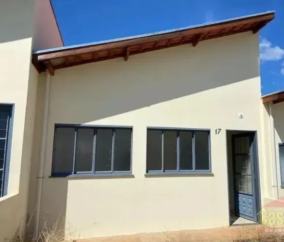 Quarto em Micro Casa em Mococa S/P em condomínio fechado