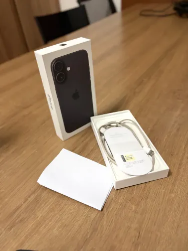 iPhone 16 128gb