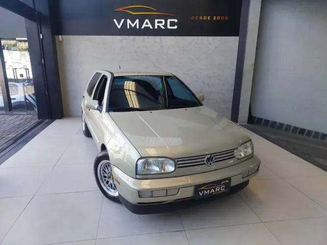 Volkswagen Golf GLX 2.0 4P 1998