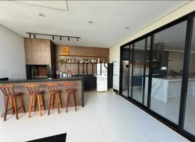 Casa com 4 quartos à venda, 244 m² - Condomínio Helena Maria- Sorocaba/SP
