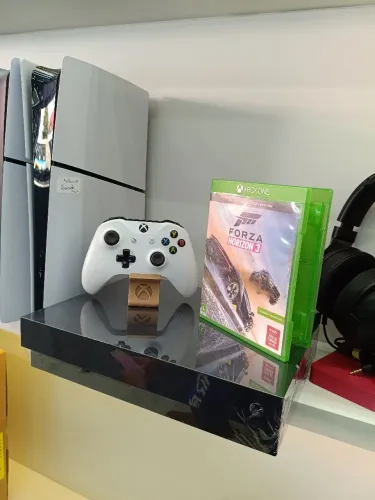 Xbox one X 1tb 4k loja 3meses garantia.