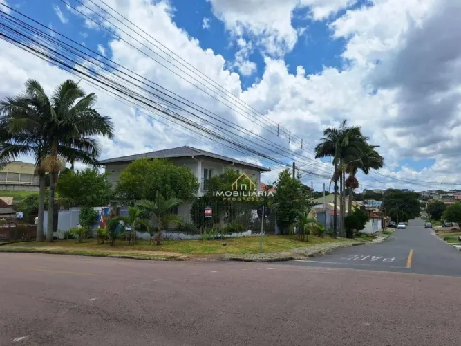 Sobrado com 3 dormitórios à venda, 221 m² por R$ 1.410.000,00 - Portão - Curitiba/PR