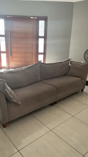 Sofá com 2,53 no tecido + duas poltronas