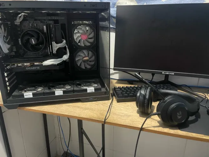 PC Gamer RTX 2060 + R5 5500 + 16GB + Monitor + Kit Logitech