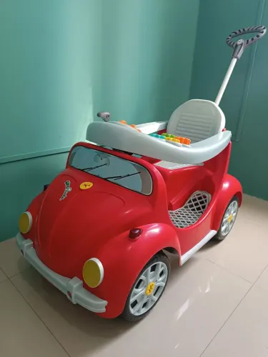 Carrinho de passeio Fusca Calesita